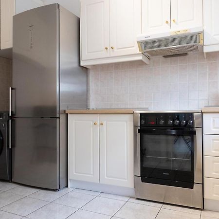Spacious Apartment Close To The Sea And The City Center Athens Luaran gambar