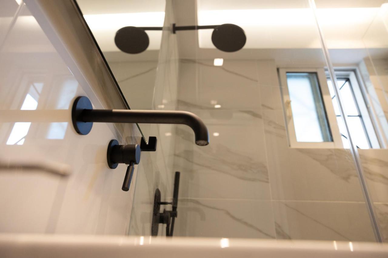 Spacious Apartment Close To The Sea And The City Center Athens Luaran gambar